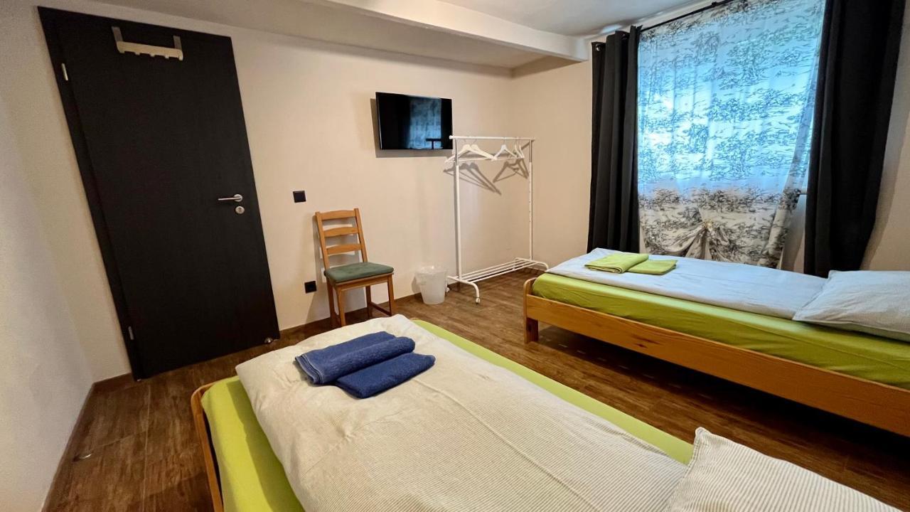 Bed and Breakfast Franky House Am Nuerburgring Quiddelbach Екстер'єр фото